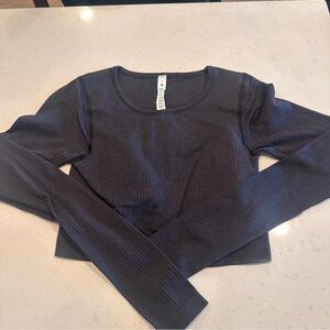 Lululemon Restless Crop Black Size 6